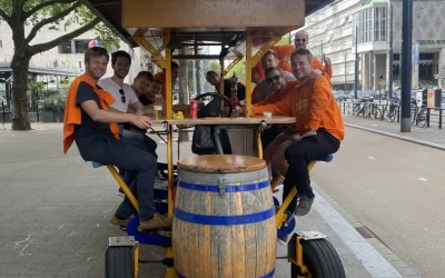 De beste bezienswaardigheden van Amsterdam verkennen: een bierfietsavontuur